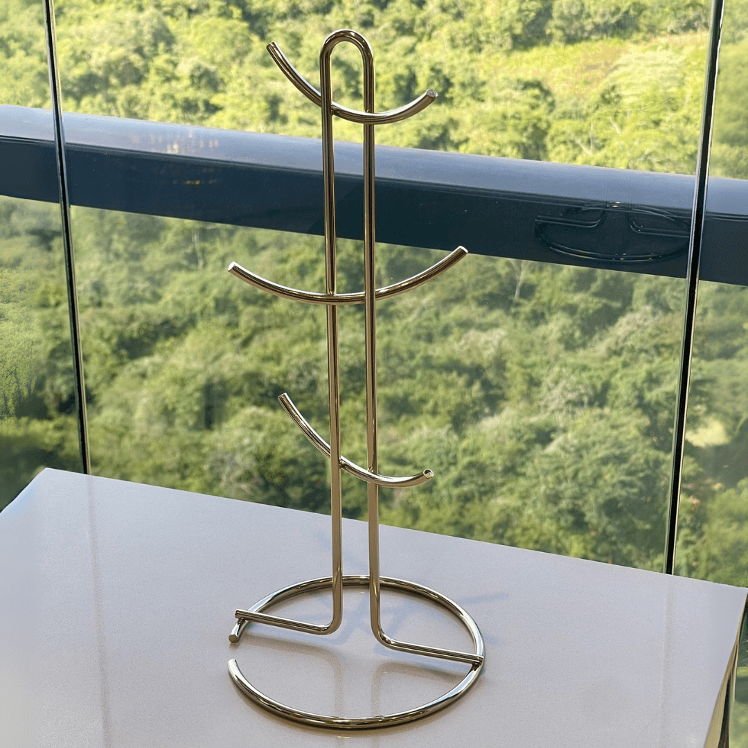 Suporte para Xícaras e Canecas em Aço Dourado 15,2cm