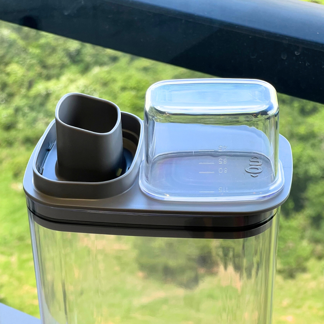 Pote Hermético Dispenser Flow Preto 2,3 Litros