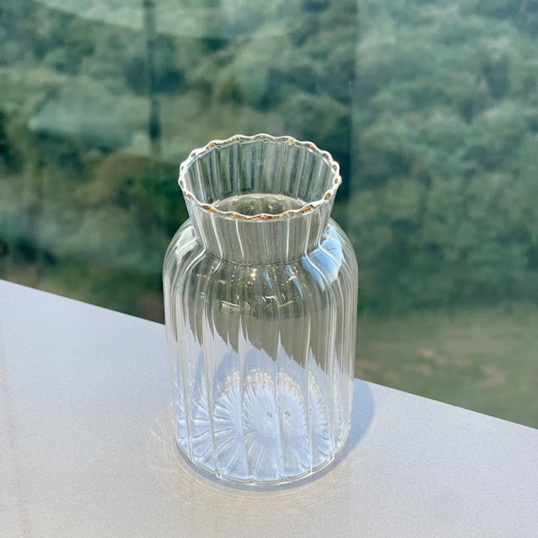 Mini Vaso com Borda Dourada 13cm