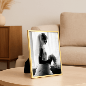 Porta Retrato Classic de Aço Dourado 20cm x 25cm