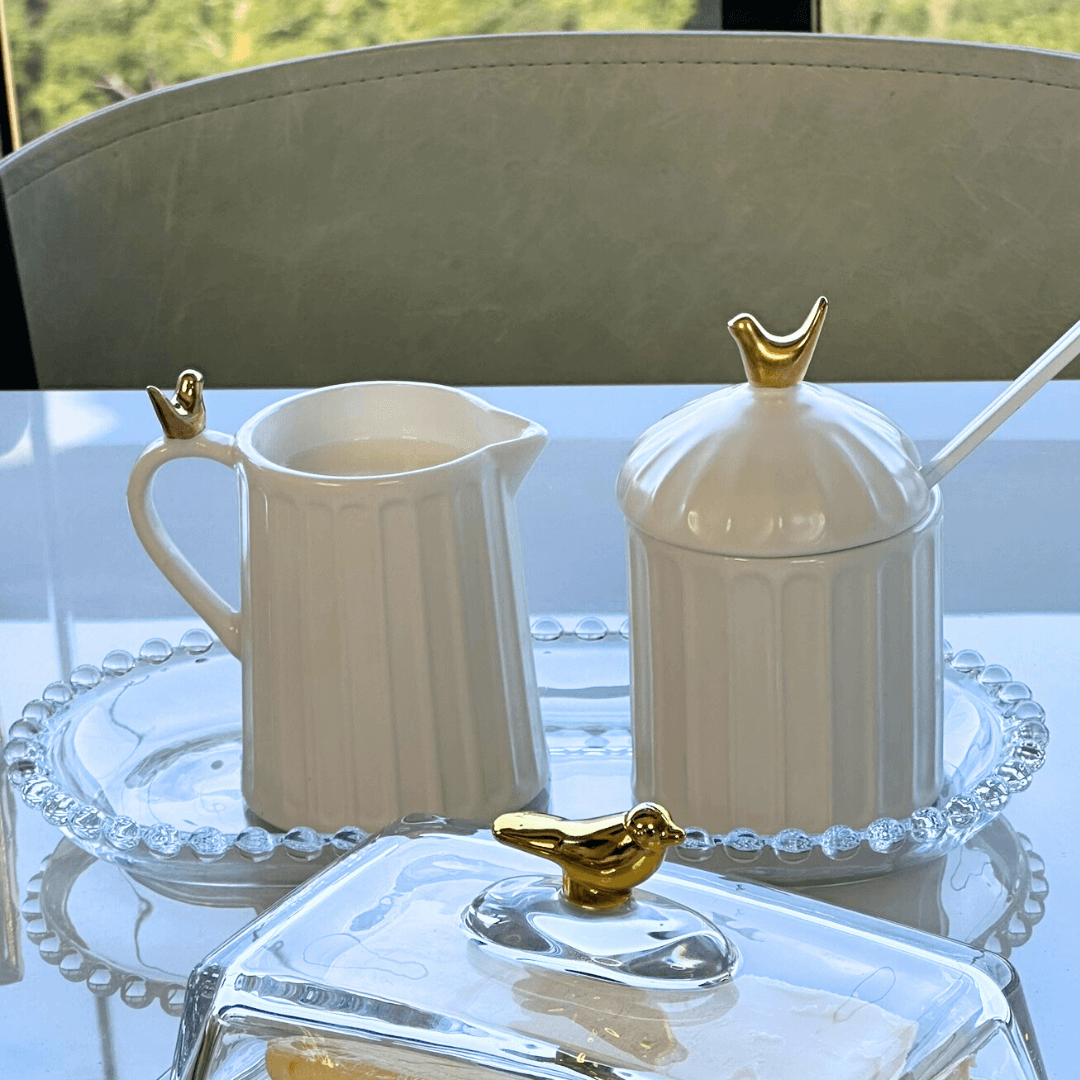 Leiteira Cerâmica Branca 180ml Colibri