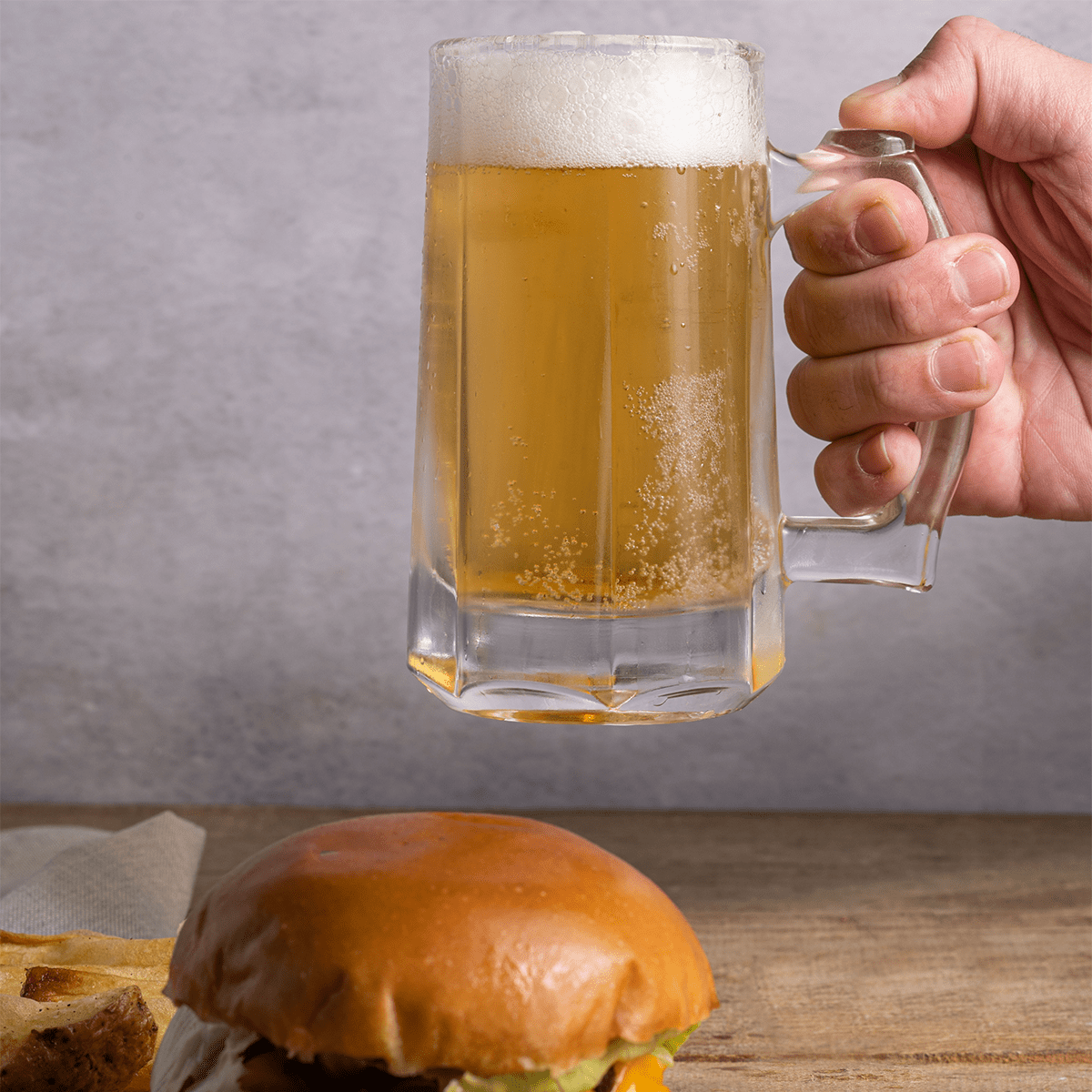 Caneca Para Chopp e Cerveja de Vidro Hamburgo 365ml