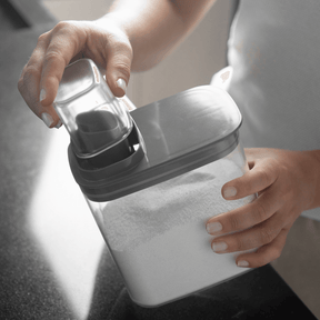 Pote Hermético Dispenser Flow Chumbo 1,5 Litros