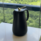 Garrafa Termica de Plástico New Bird Preta 1 Litro