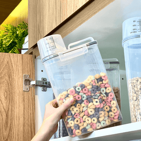 Kit 4 Potes Herméticos Porta Mantimento com Copo Medidor 2,5 Litros