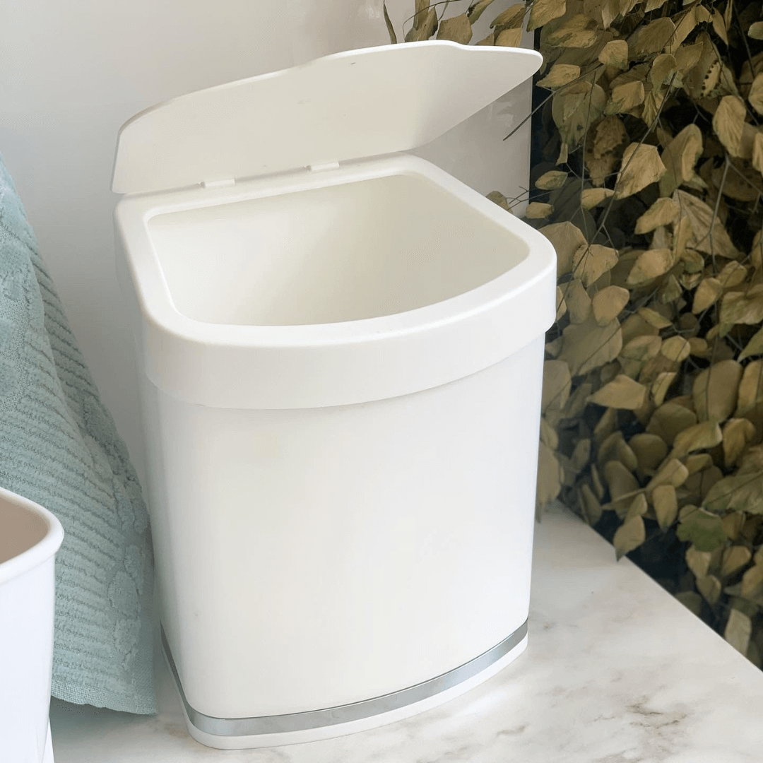 Lixeira 2,5 Litros Branca com Cromado Pia Cozinha