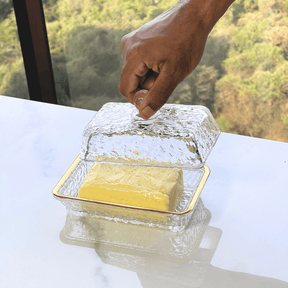 Manteigueira Petra Cristal Ecológico e Fio de Ouro com Tampa 17cm