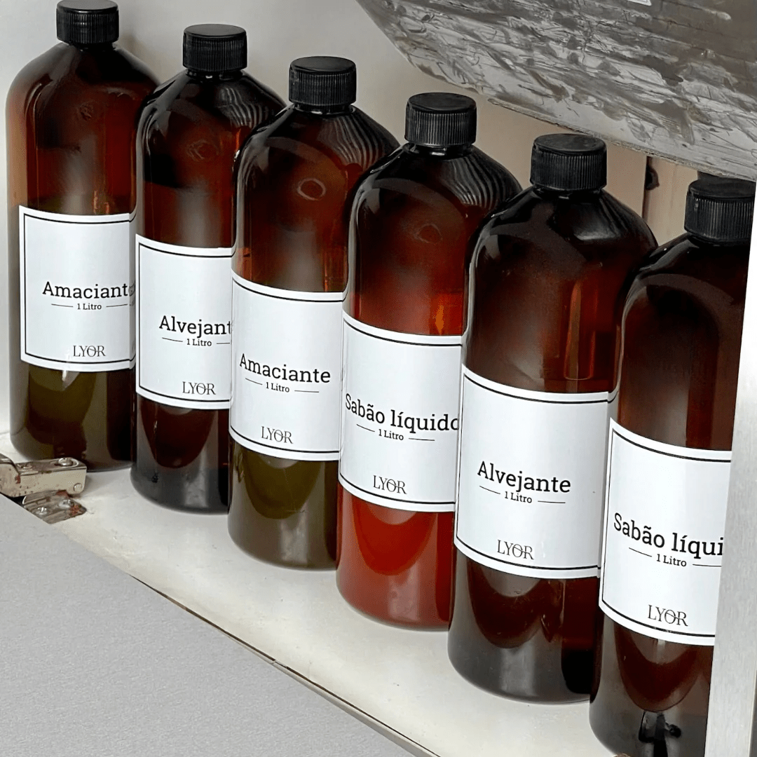 Porta Alvejante de Plástico com Tampa Vintage 1 Litro