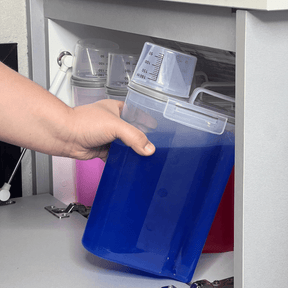 Pote Hermético Porta Mantimento com Copo Medidor de Plástico 2,5L