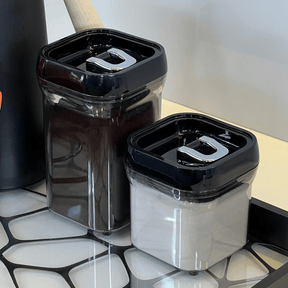 Pote para Mantimentos de Plástico com Tampa Preta 17cm