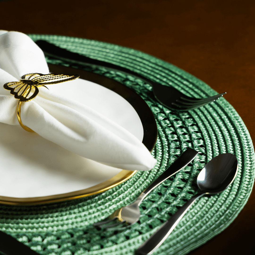 Prato de Sobremesa Dubai Branco e Dourado 21cm