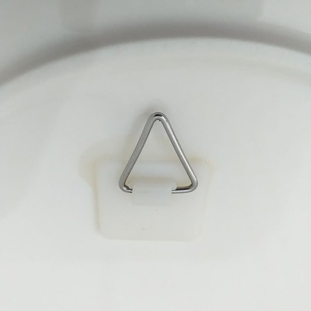 Prato Decorativo Em Ceramica Listras Geometricas Preto e Branco 22 cm