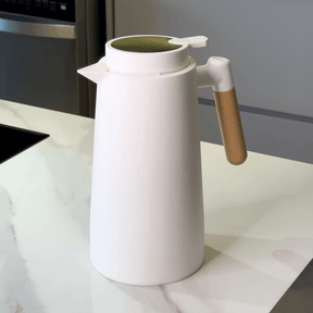 Garrafa Térmica de Plástico com Termometro Branca 1 Litro