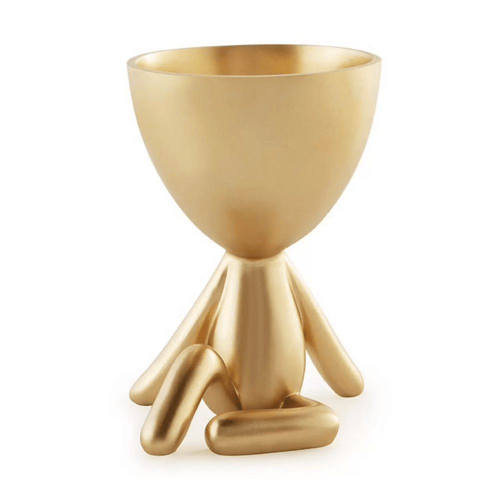 Vaso Cachepot Bob Sentado Com Uma Perna Levantada em Poliresina Dourado