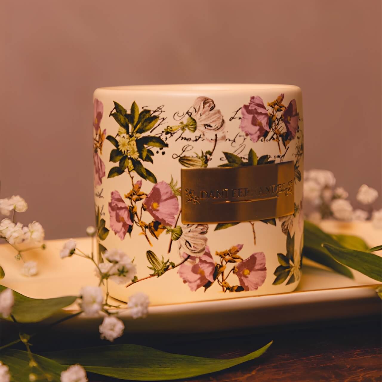 Vela Perfumada Tênue Jardim Secreto 170g Dani Fernandes