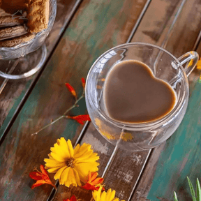 Xicara de Coração Parede Dupla em Vidro Borossilicato 80ml