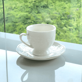 Xícara para Café com Pires de Porcelana New Bone Butterfly Flower